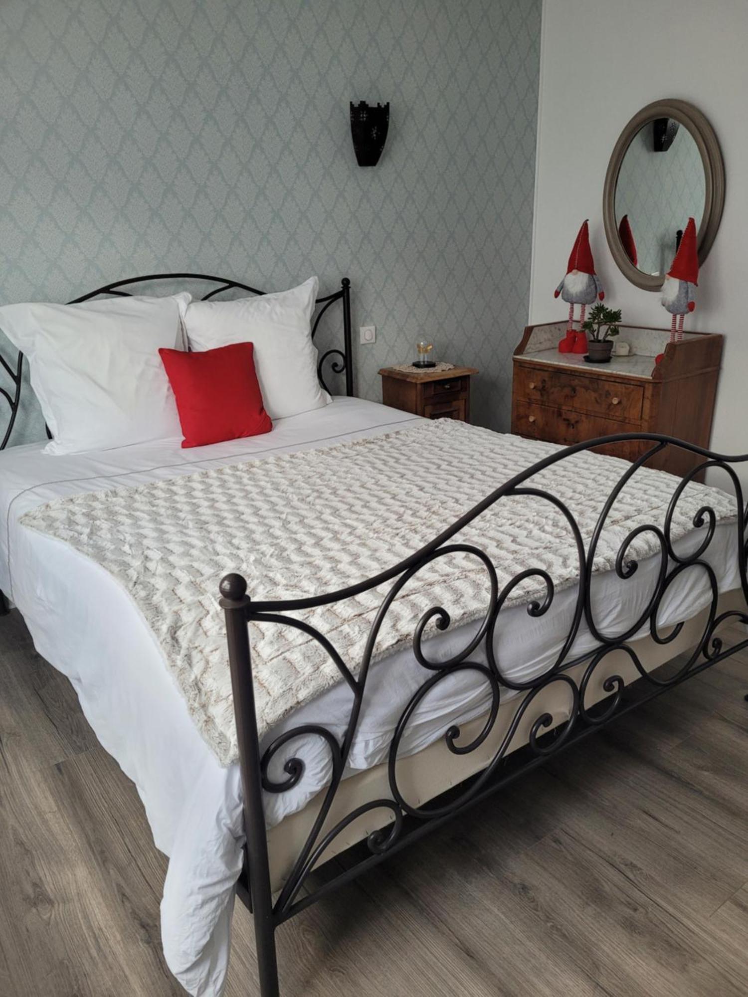 Appartement Au Cigogneau Wifi-Netflix-Balcon-Parking مونستر المظهر الخارجي الصورة